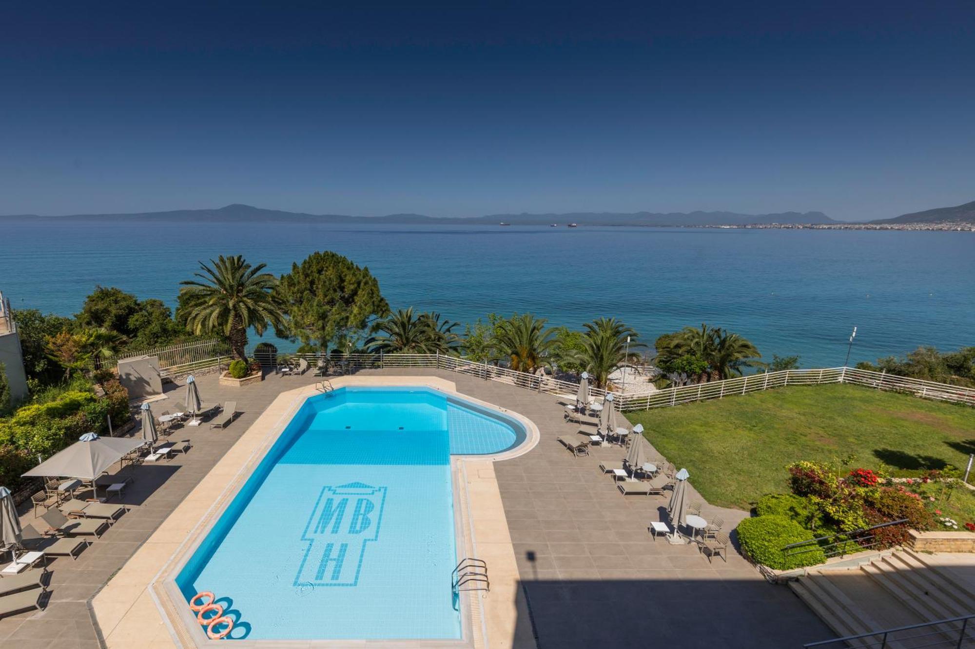 Hotel Messinian Bay 4*